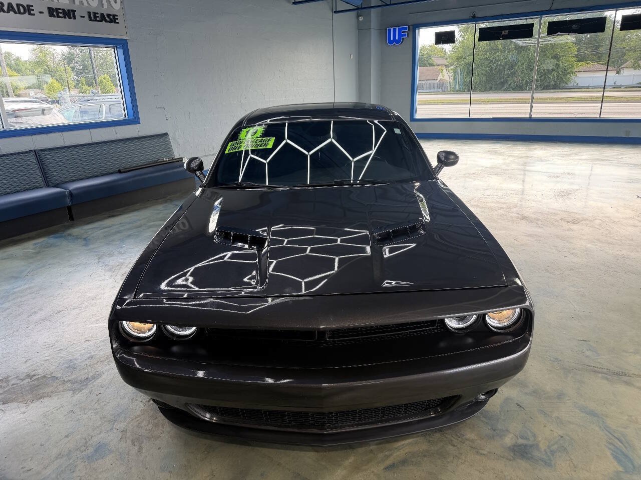 Used 2019 Dodge Challenger R/T w/ Blacktop Package RWD image 9
