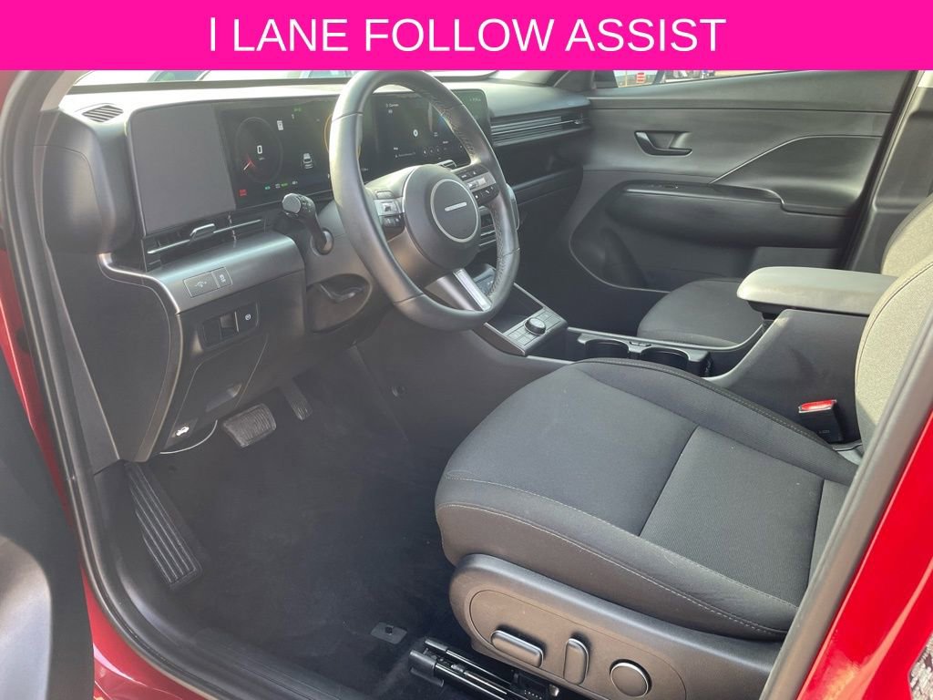 Used 2025 Hyundai Kona SEL image 16