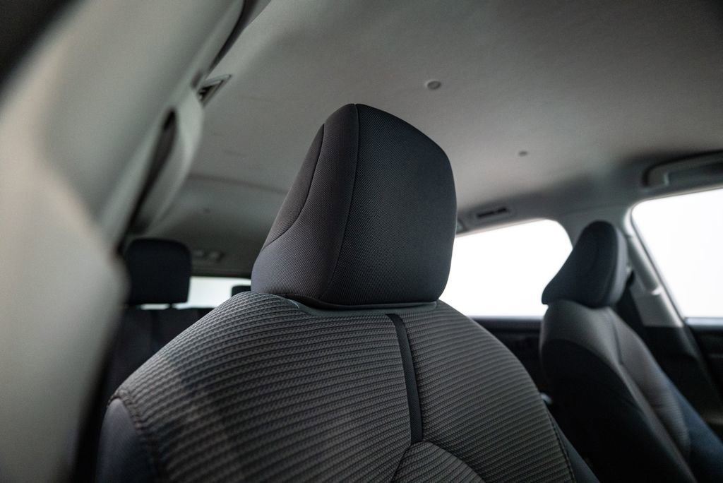 Certified 2025 Toyota Highlander LE image 15