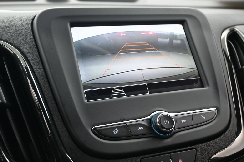 Used 2023 Chevrolet Equinox RS FWD image 18