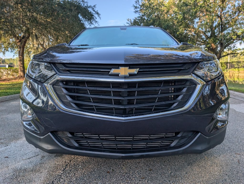 Used 2018 Chevrolet Equinox LT w/ Sun & Infotainment Package FWD image 2