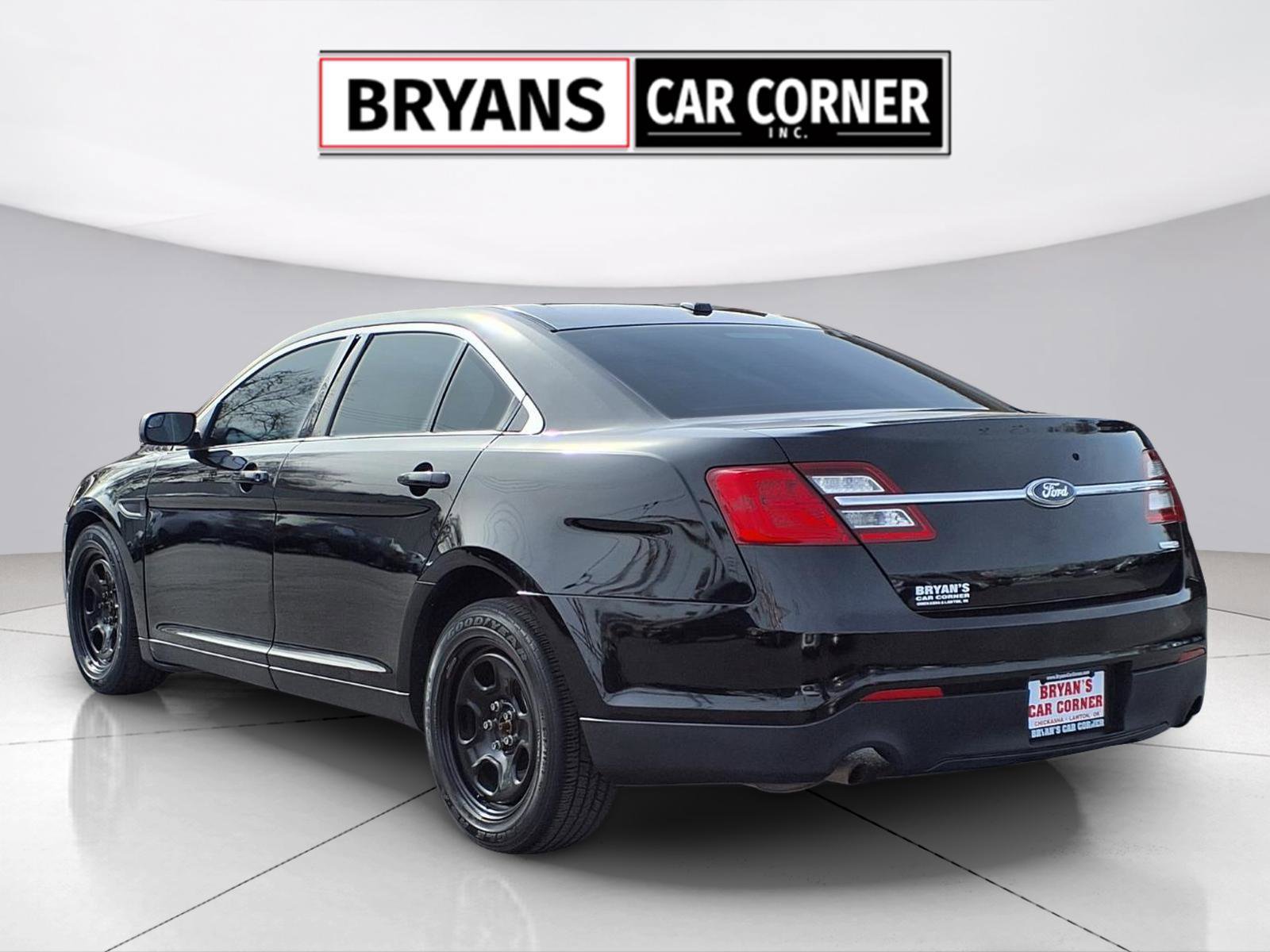 Used 2014 Ford Taurus Police Interceptor AWD w/ 2-tone Vinyl Package #1 image 18