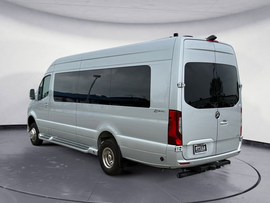 Used 2023 Mercedes-Benz Sprinter 3500 w/ Parking Package image 7