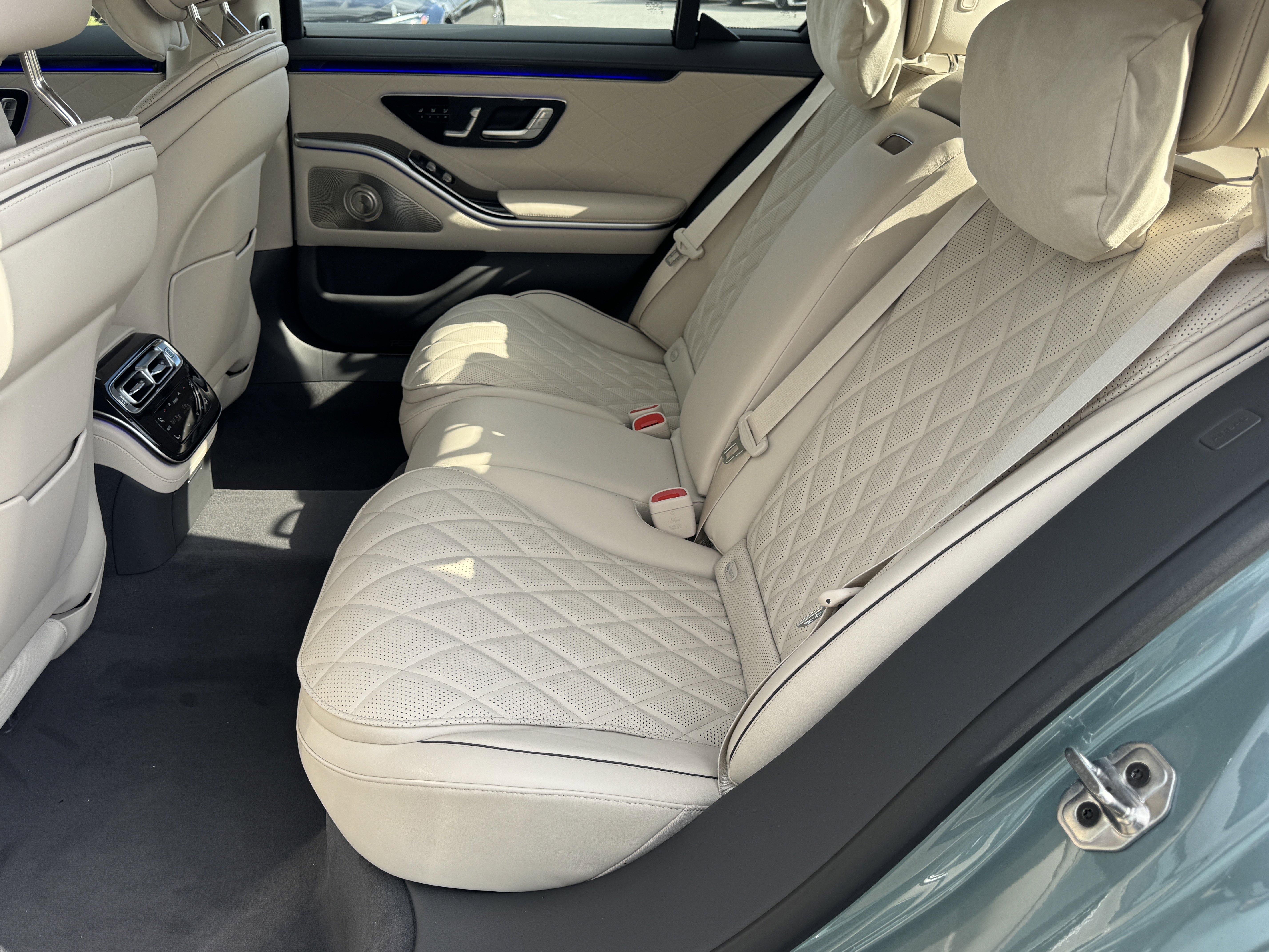 New 2026 Mercedes-Benz S 580 4MATIC Sedan image 29