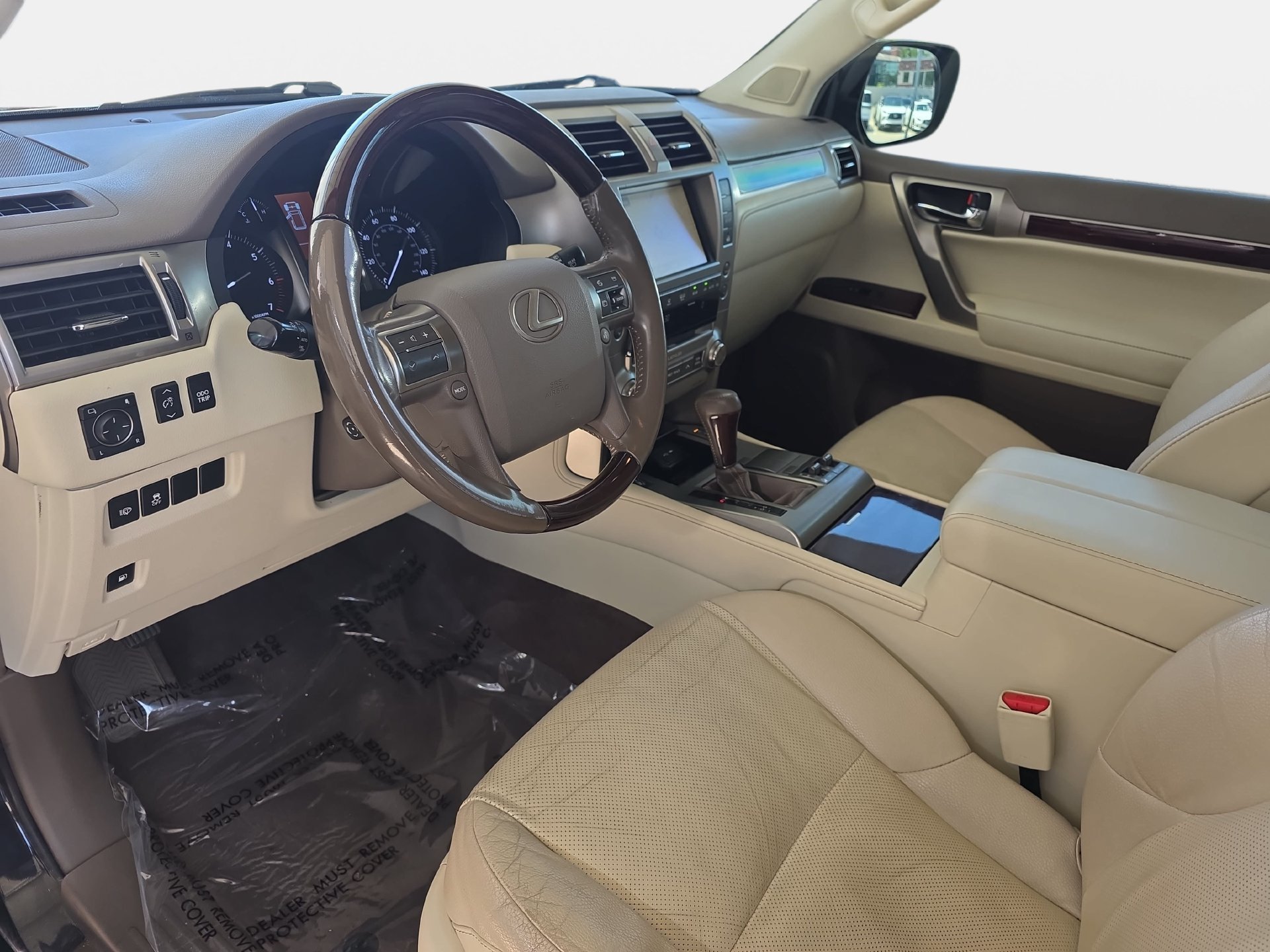 Used 2019 Lexus GX 460 Premium w/ Premium Package AWD/4WD image 15