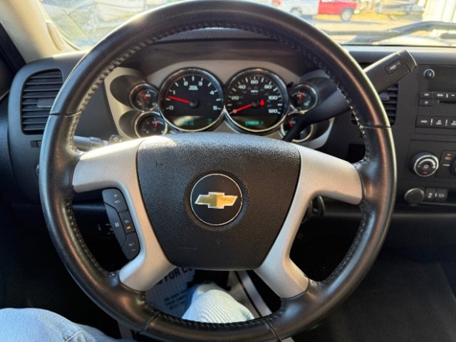 Used 2013 Chevrolet Silverado 2500 LT image 23