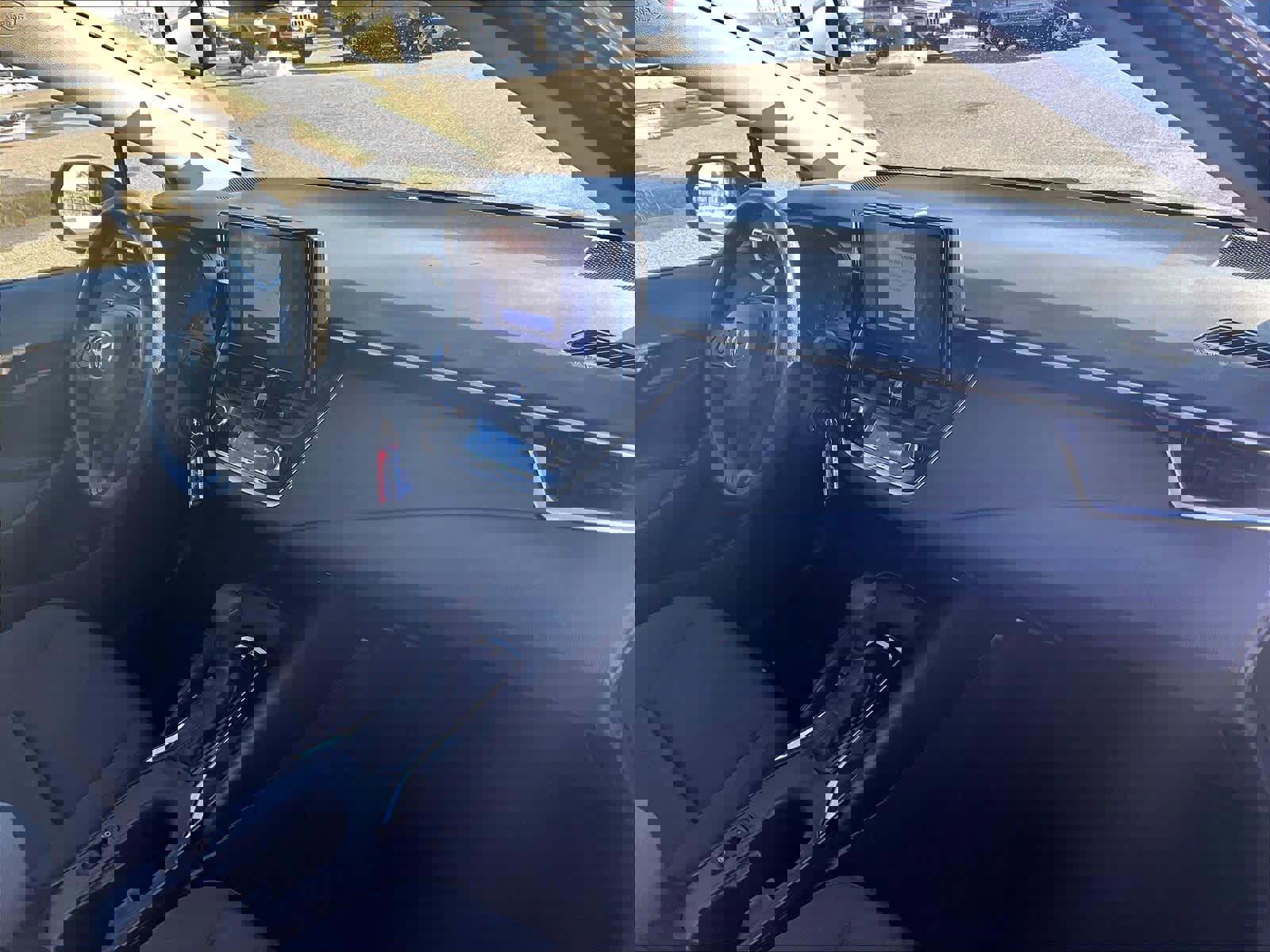 Used 2024 Toyota Corolla LE image 14