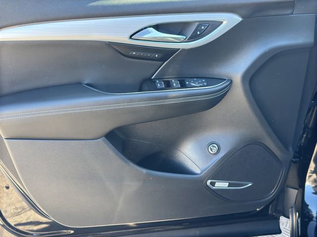 Used 2024 Buick Envision Avenir image 13