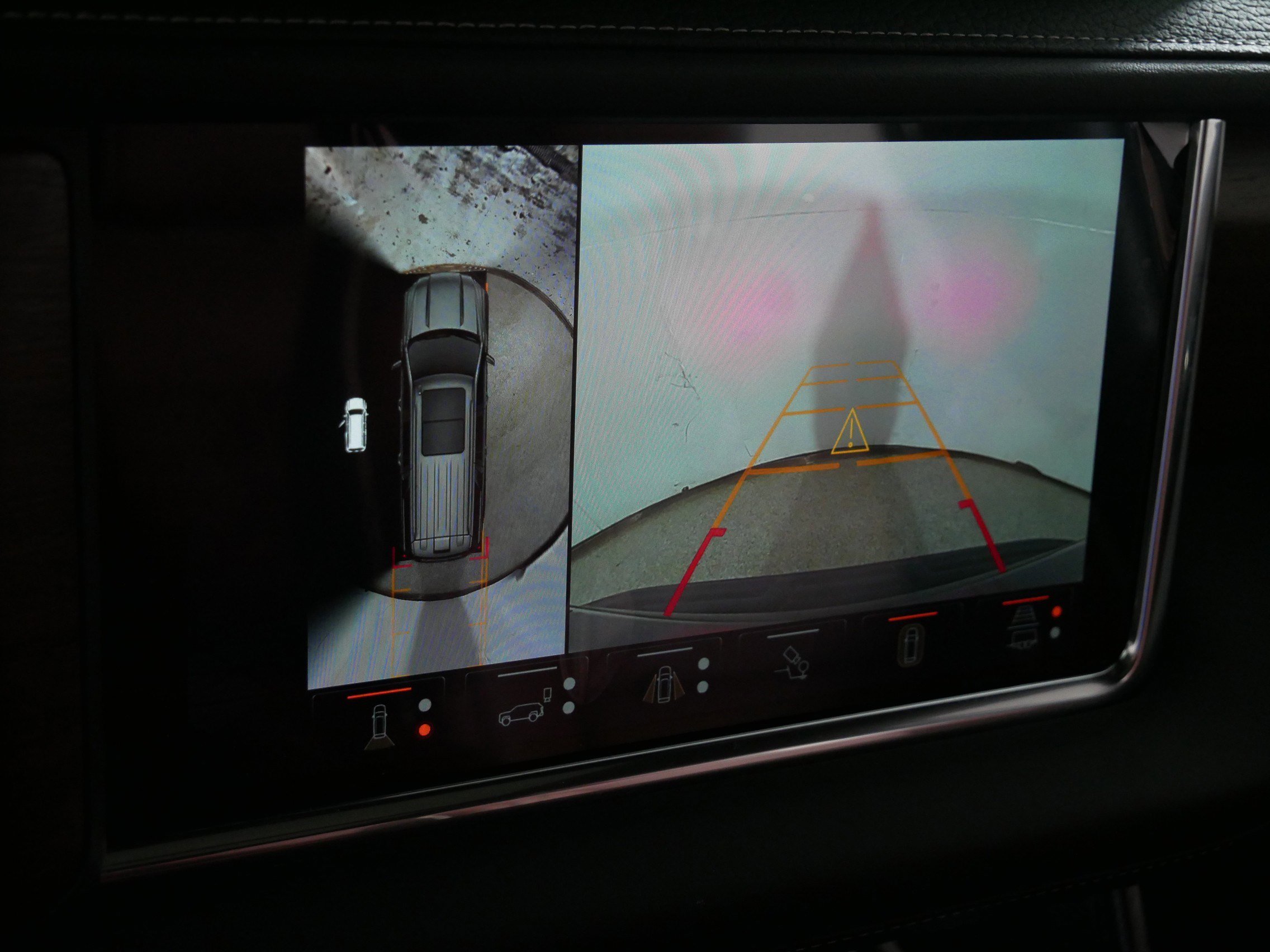 Used 2024 GMC Yukon XL Denali Ultimate image 31