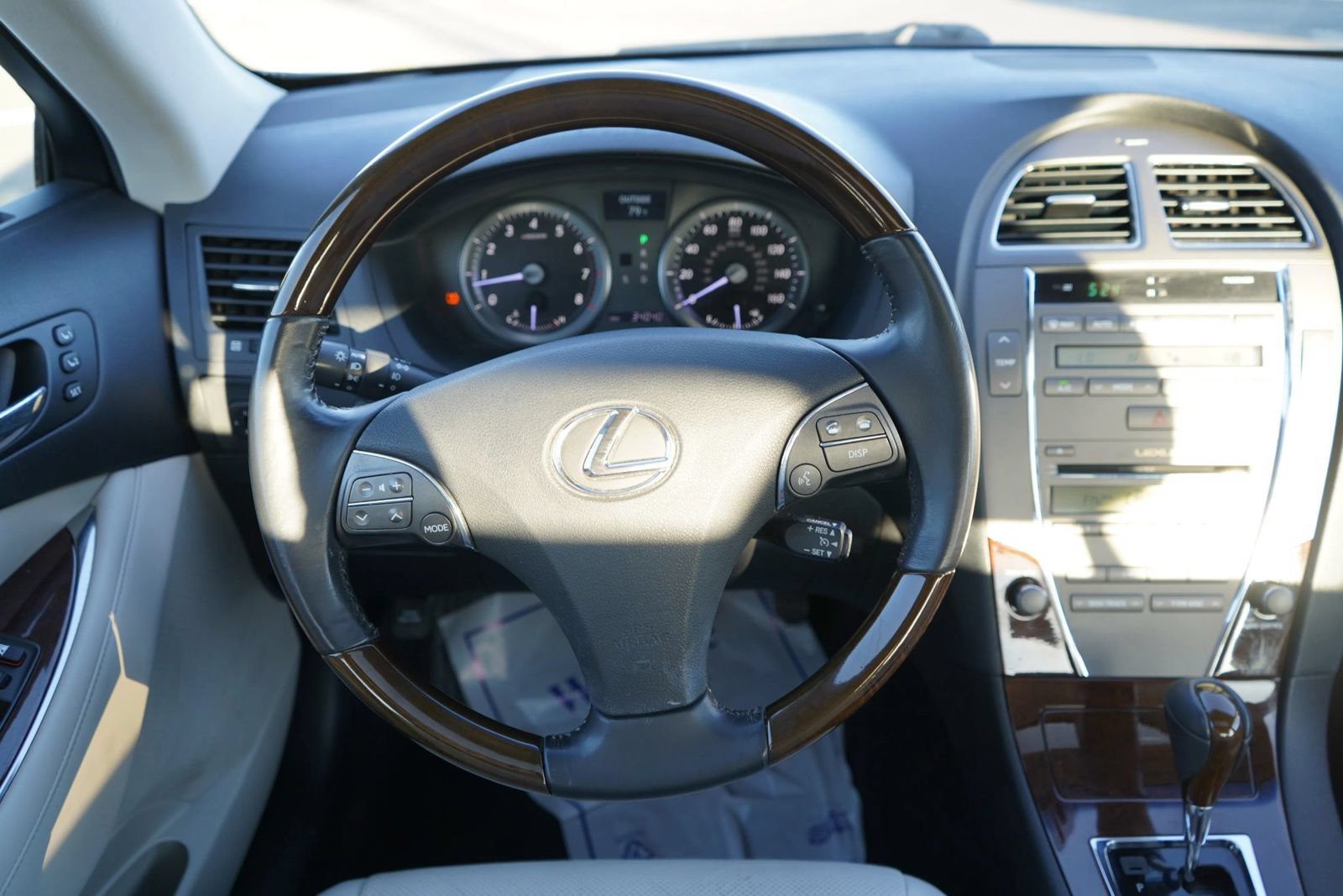 Used 2011 Lexus ES 350 FWD image 18