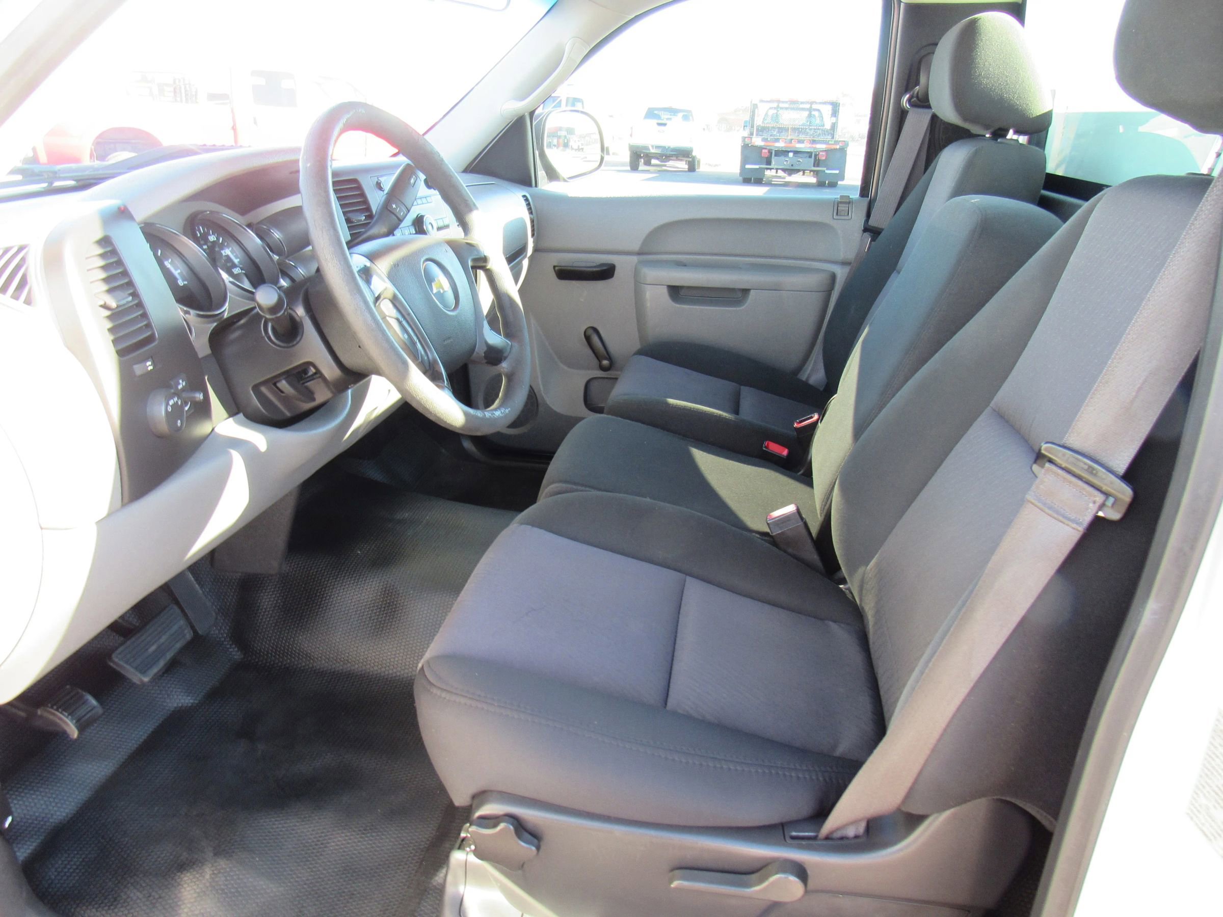Used 2013 Chevrolet Silverado 2500 W/T image 9