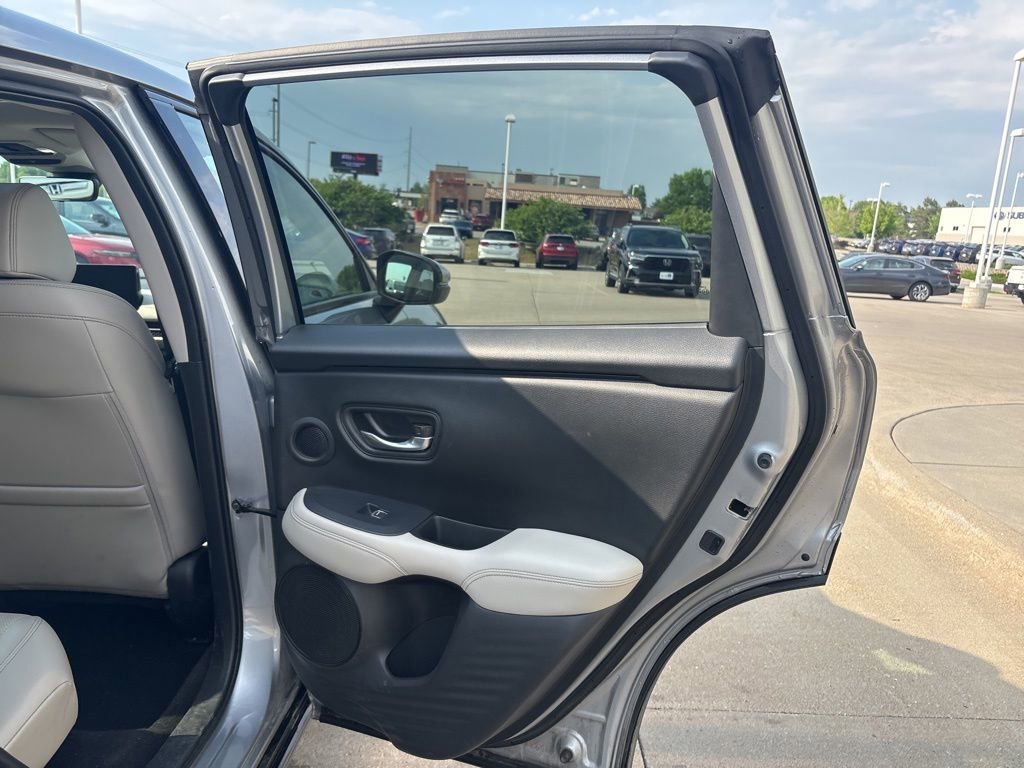 Used 2023 Honda HR-V EX-L image 30