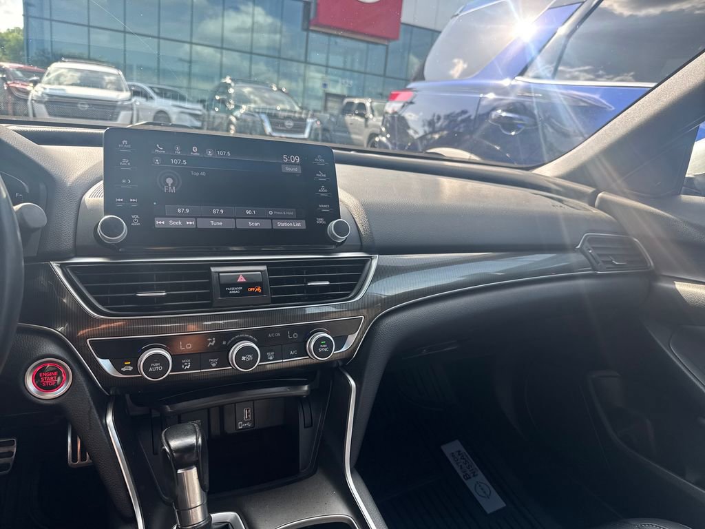 Used 2019 Honda Accord Sport image 14