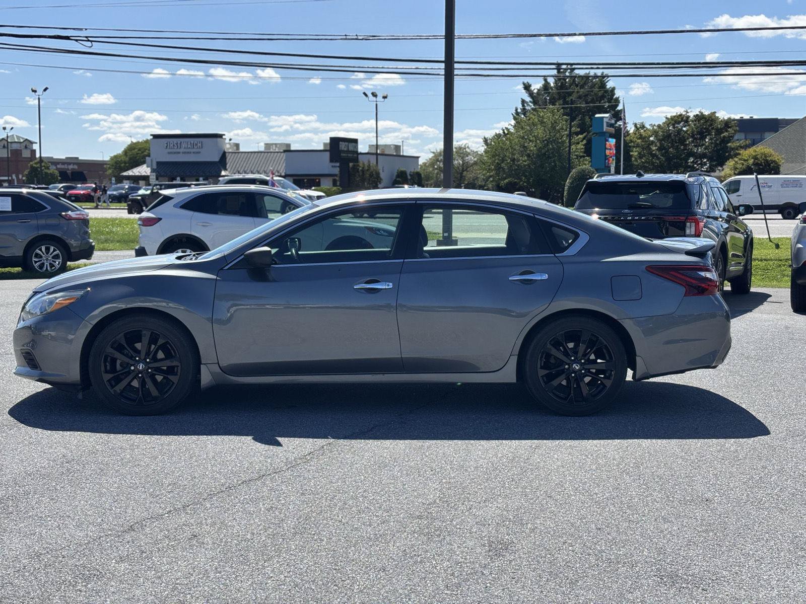 Used 2018 Nissan Altima 2.5 SR w/ SR Midnight Edition FWD image 5