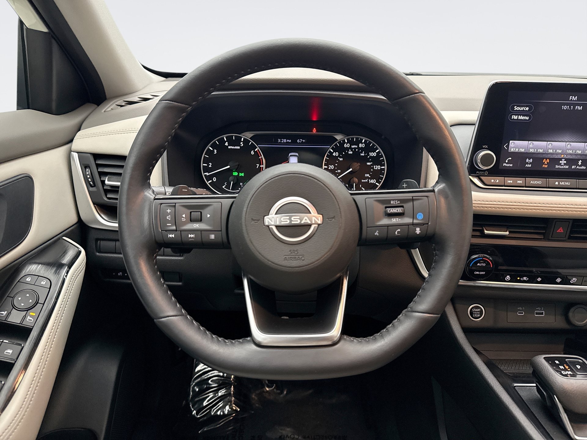 Used 2023 Nissan Rogue SV w/ SV Premium B Package AWD/4WD image 12