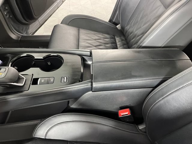 Used 2023 Nissan Rogue Platinum w/ Platinum Premium Package FWD image 29