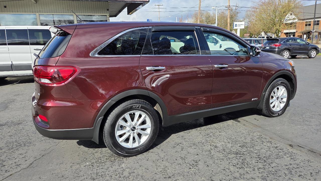Used 2019 Kia Sorento AWD V6 image 7