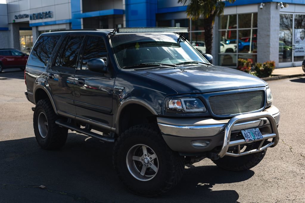 Used 2001 Ford Expedition Eddie Bauer video 2
