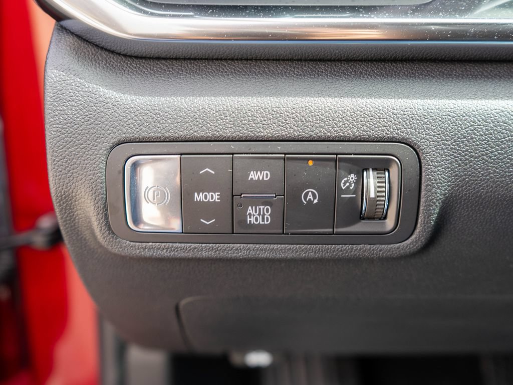 New 2026 GMC Terrain Denali w/ LPO, Black Badging Package AWD/4WD image 19