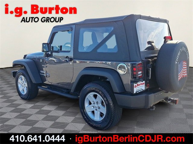 Used 2018 Jeep Wrangler Sport image 4