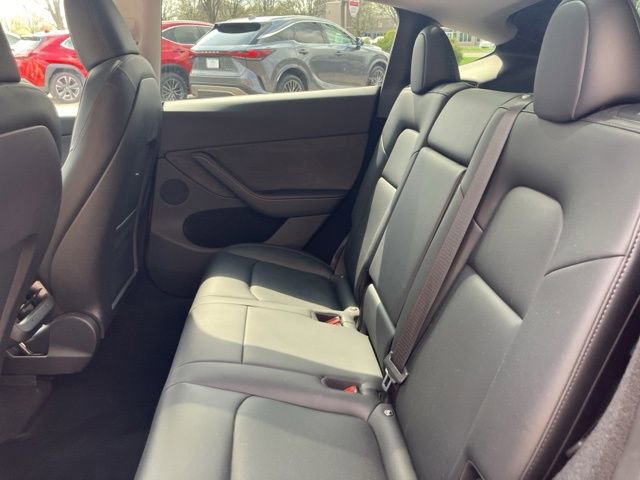 Used 2023 Tesla Model Y Long Range image 21