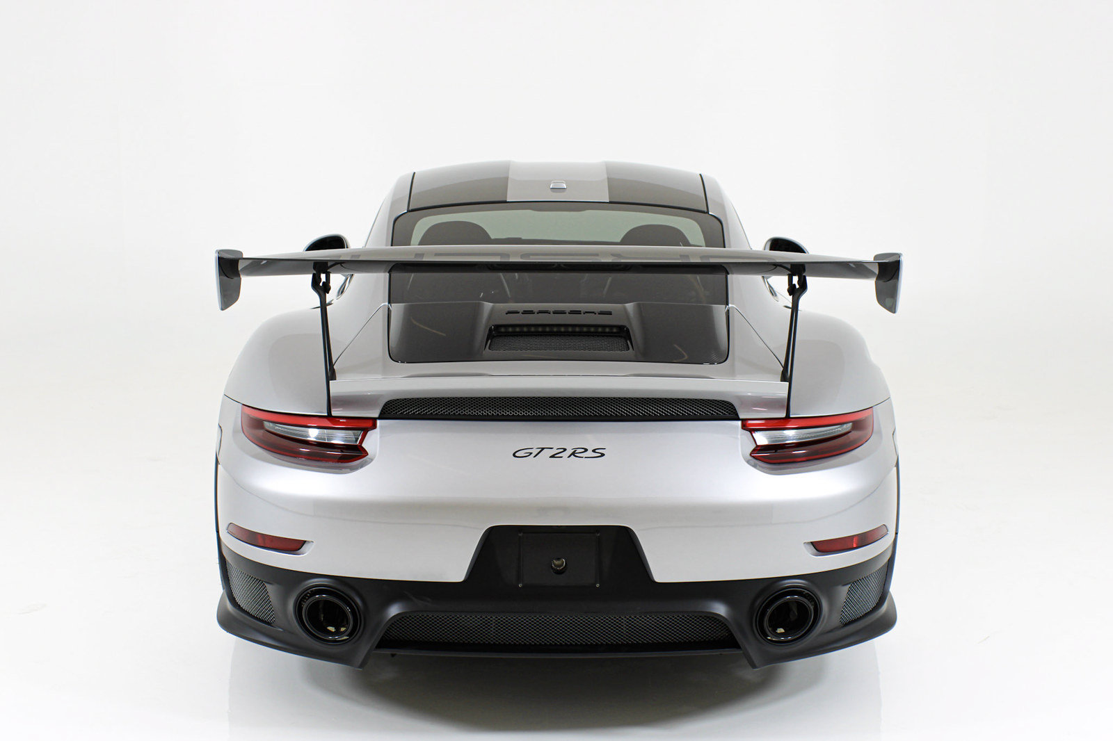 Used 2018 Porsche 911 GT2 RS RWD image 23