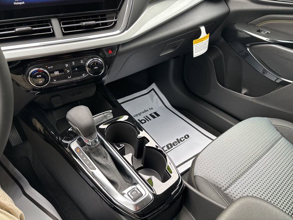 New 2026 Chevrolet Trax LT w/ Driver Confidence Package FWD image 16
