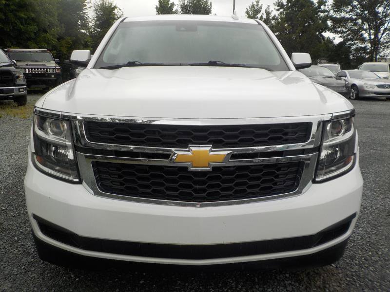 Used 2019 Chevrolet Suburban LT RWD image 8