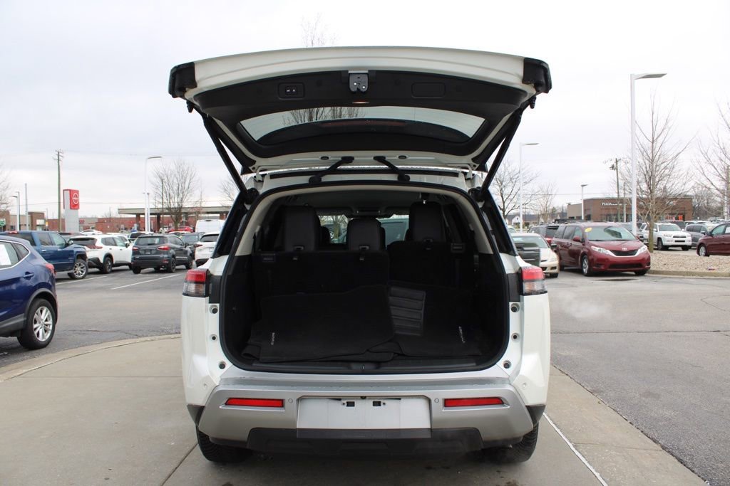 Certified 2023 Nissan Pathfinder SL image 10