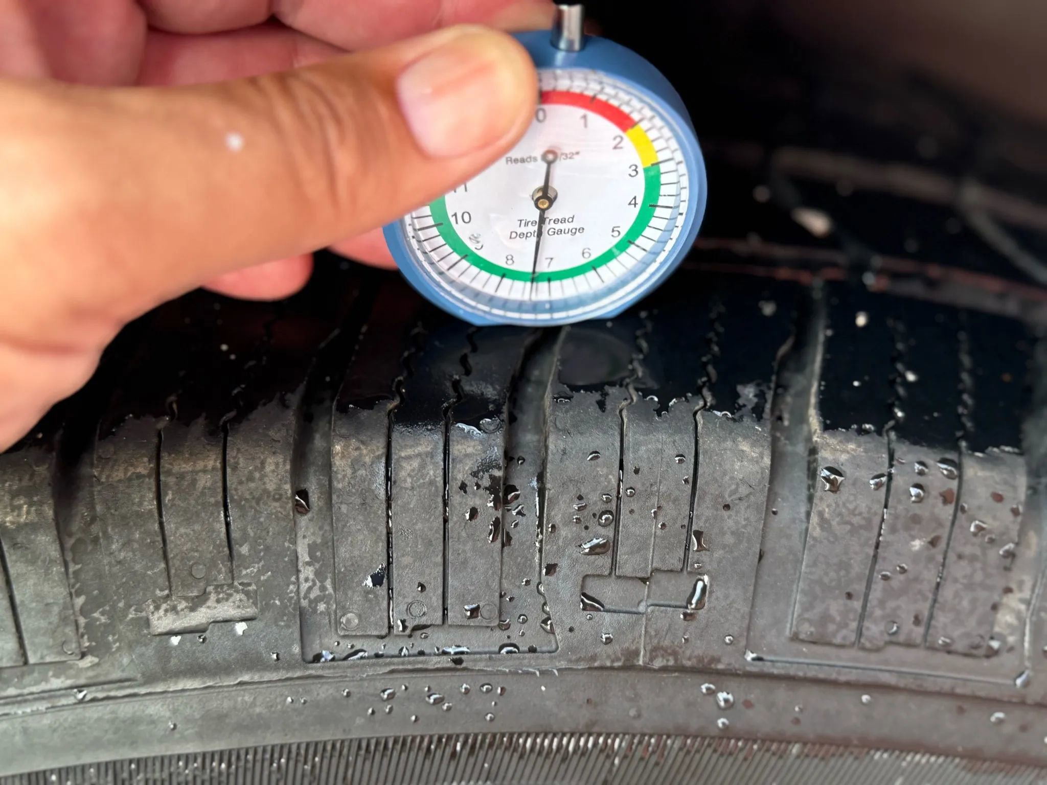 Used 2019 Buick Enclave Essence image 37