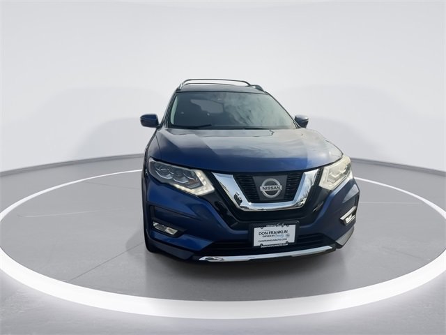 Used 2017 Nissan Rogue SL w/ SL Premium Package video 3