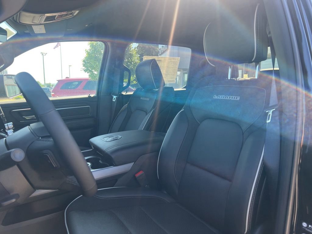 New 2025 RAM 1500 Laramie image 14