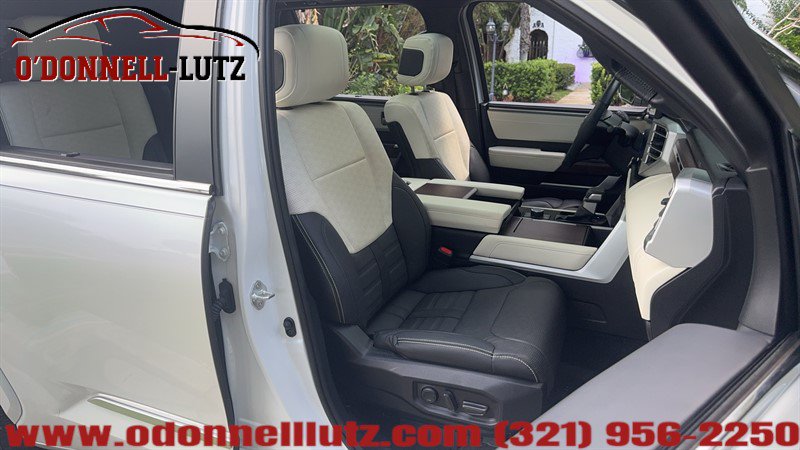 Used 2024 Toyota Sequoia Capstone RWD image 10