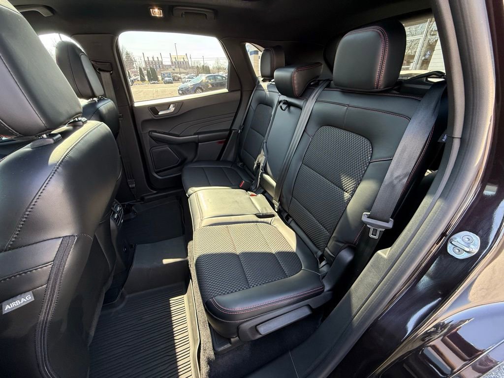 Used 2023 Ford Escape ST-Line w/ Tech Pack #1 image 28