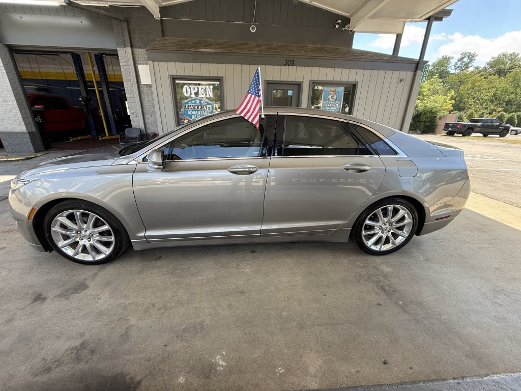 Used 2015 Lincoln MKZ Hybrid w/ Equipment Group 202A Reserve FWD image 8