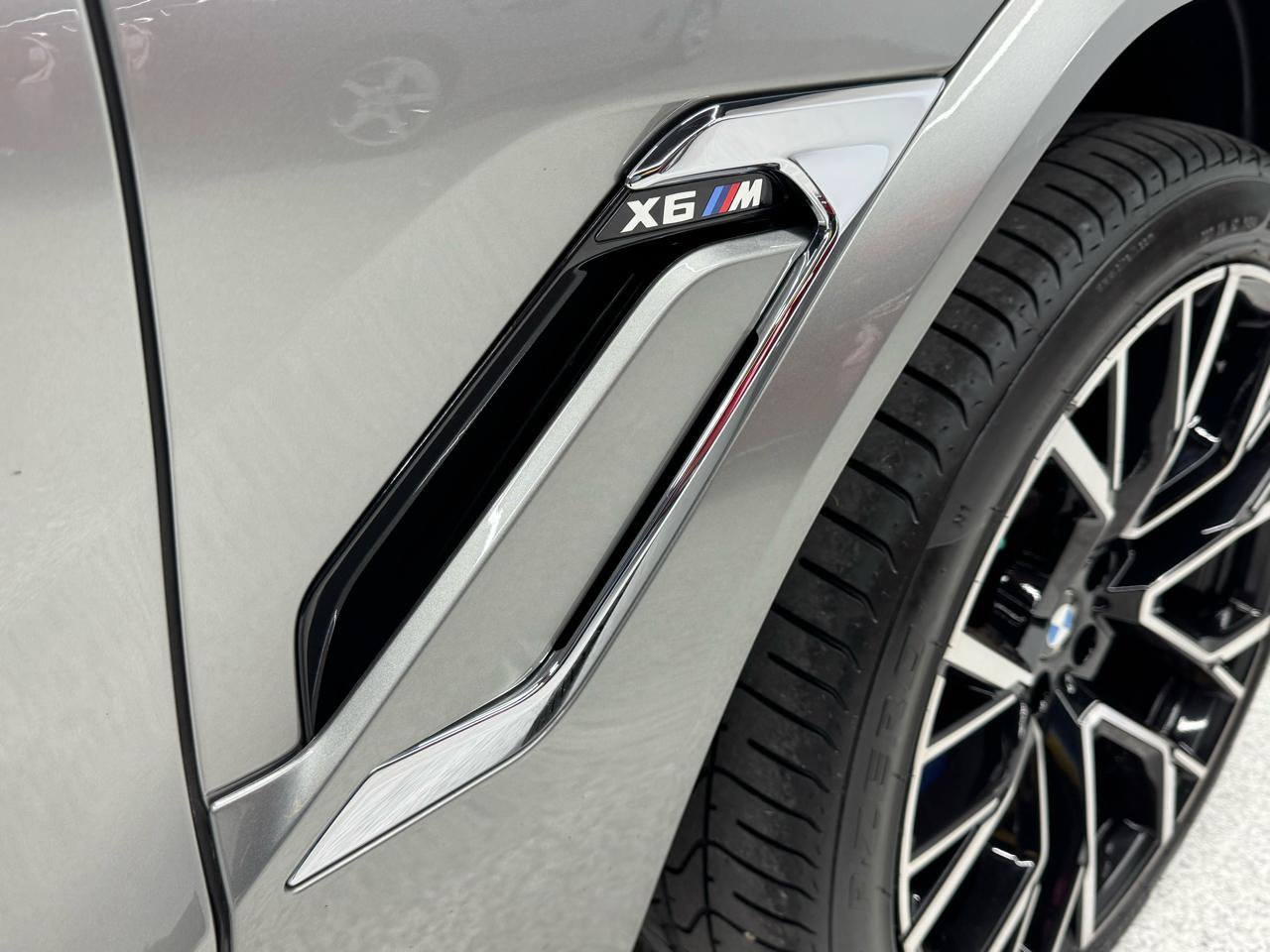 Used 2021 BMW X6 M w/ Executive Package AWD/4WD image 37