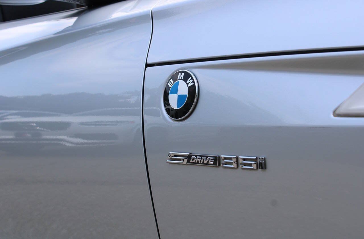 Used 2011 BMW Z4 sDrive35i RWD image 12