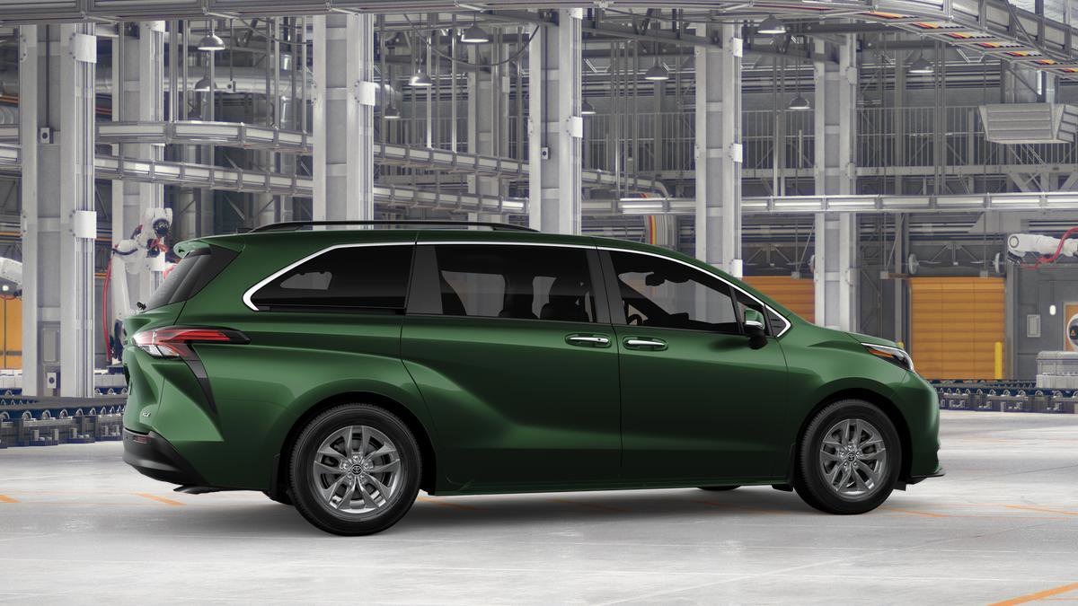 New 2026 Toyota Sienna XLE FWD image 13