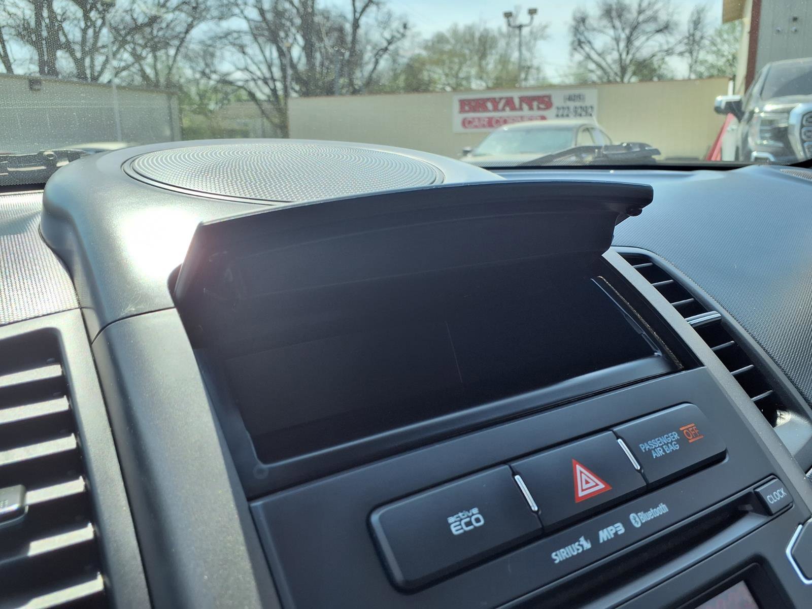 Used 2012 Kia Soul + image 12