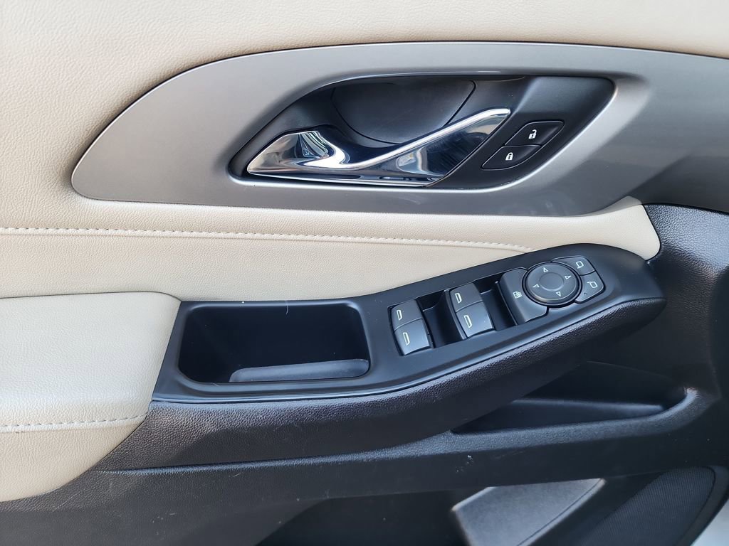 Certified 2023 Chevrolet Traverse LS w/ Safety Package image 13