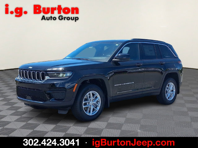New 2026 Jeep Grand Cherokee Laredo X AWD/4WD image 2