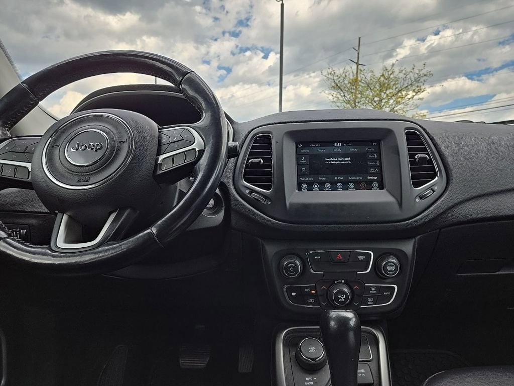Used 2019 Jeep Compass Latitude w/ Popular Equipment Group AWD/4WD image 26