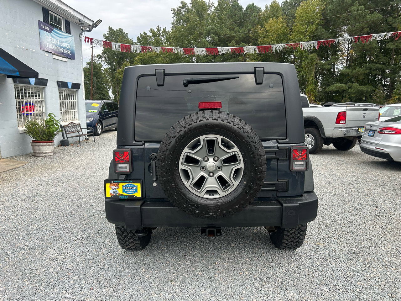 Used 2018 Jeep Wrangler Unlimited Rubicon w/ Cold Weather Group image 4