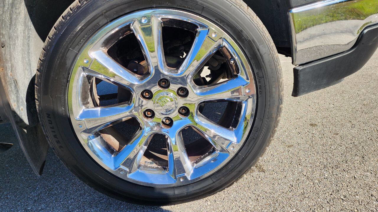 Used 2005 Chevrolet Avalanche LS w/ Preferred Equipment Group image 39