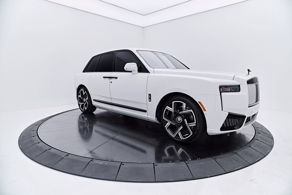 Used 2025 Rolls-Royce Cullinan Black Badge AWD/4WD image 16