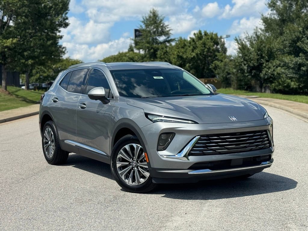 New 2025 Buick Envision Preferred image 2