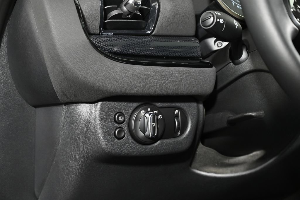 Used 2024 MINI Cooper Clubman S image 23