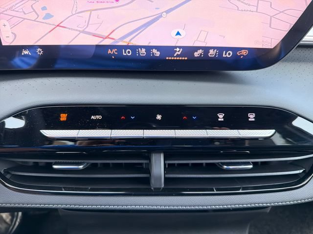 New 2026 Buick Enclave Avenir w/ Super Cruise Package FWD image 14