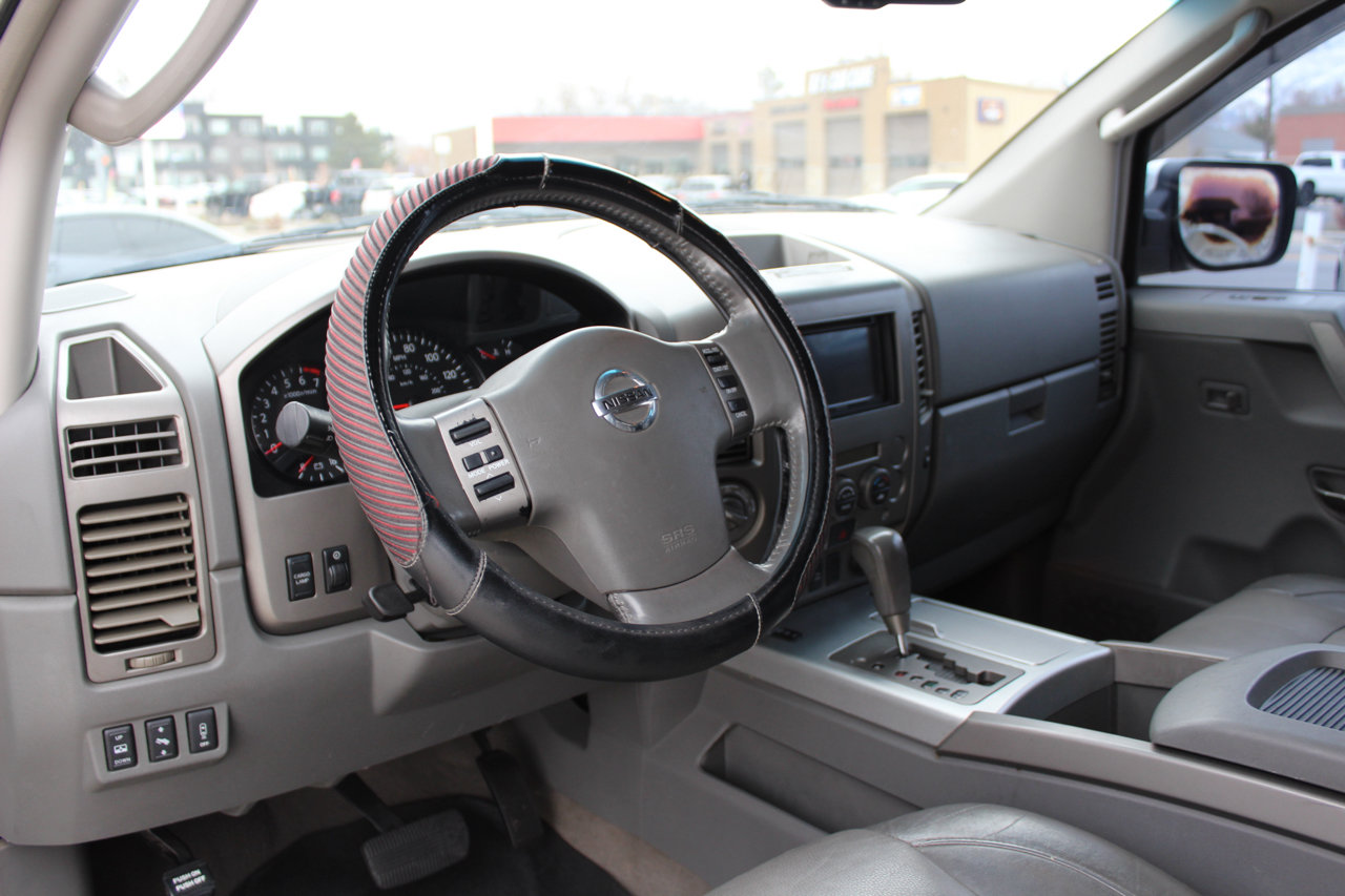 Used 2006 Nissan Titan LE w/ (R02) LE Off-Road Pkg image 45