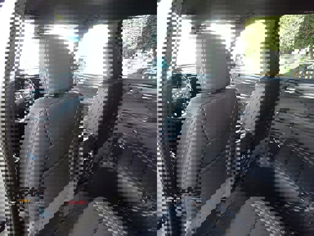 New 2026 GMC Acadia Elevation w/ Black Edition image 19